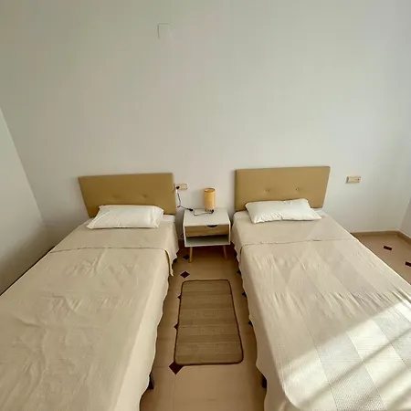Casa Familiar * Торевьиа